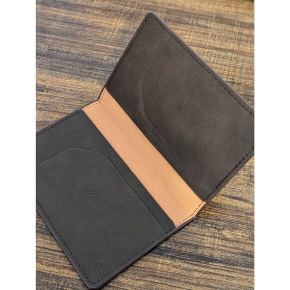 2/$30 LadiesāBrownāAdventureāPassportāCase - Picture 7 of 9